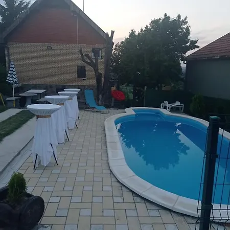 Βίλα Vikendaja Rakovac